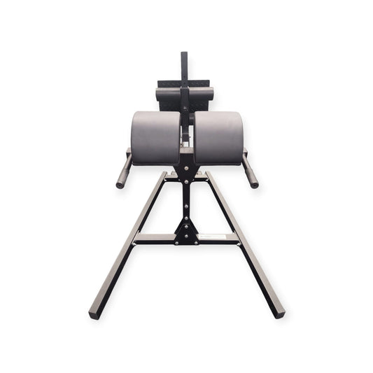 Dettaglio rulli in schiuma ad alta densità e sistema di regolazione orizzontale GHD Cozzo Strength, supporto ergonomico per Sit-up e Hip Extension in sicurezza.