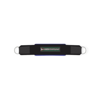 Dettaglio anelli in acciaio e cuciture rinforzate cintura zavorra Cozzo Strength, struttura leggera da 400g per Streetlifting professionale e allenamento della forza.