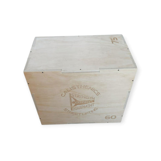 Dettaglio maniglie ergonomiche e angoli arrotondati Plyo Box Standard Cozzo Strength, struttura robusta in legno multistrato per home gym e centri sportivi.