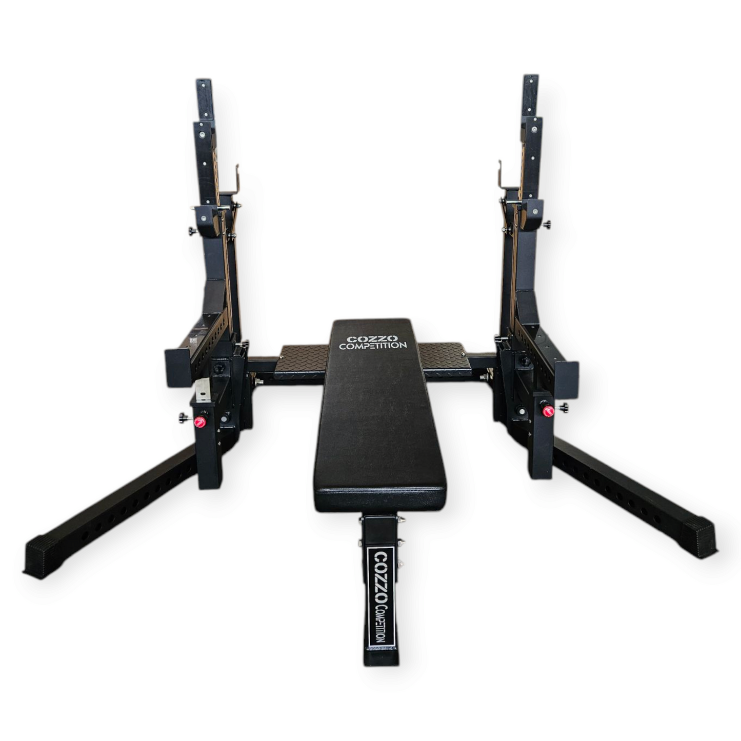 Dettaglio rulli in acciaio e bracci regolabili Combo Rack Cozzo Strength, sistema a leva per cambio altezza bilanciere e pin di sicurezza telescopici.