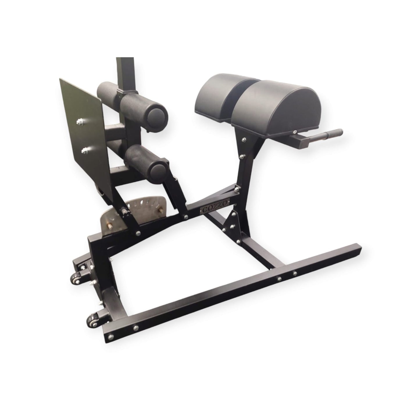 GHD Glute Ham Developer professionale Cozzo Strength Equipment, stazione per allenamento catena posteriore, glutei e femorali con telaio in acciaio rinforzato.