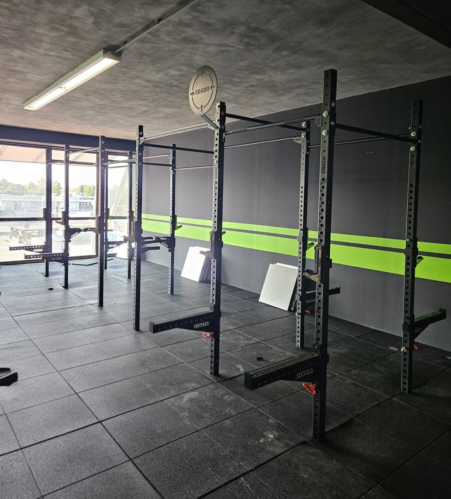 Mattonella Pro Indoor/Outdoor 100x100 con Fuga – Cozzo Strength Equipment